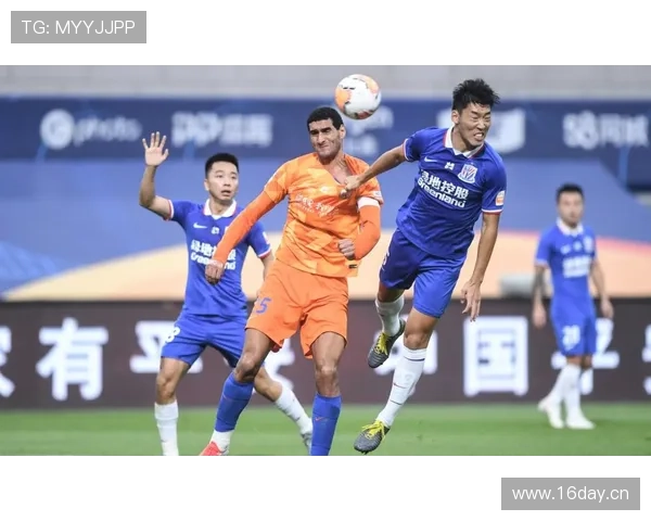 申花中场创造力枯竭问题逐步显现，近期表现混乱对赛季走势形成制约